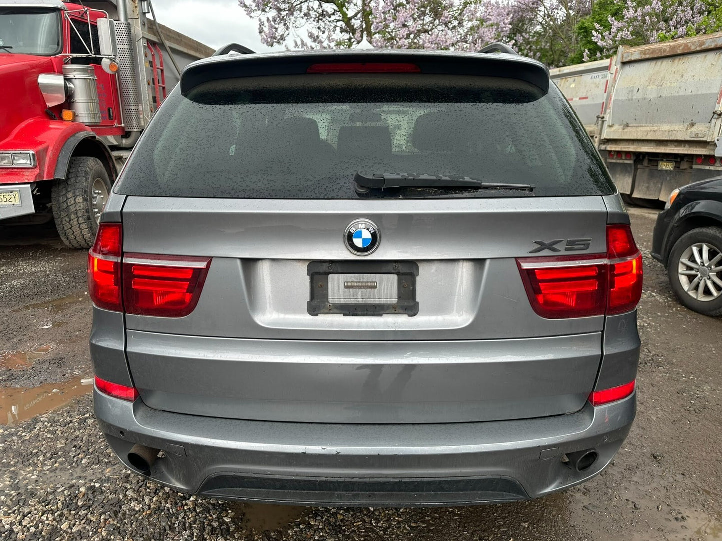 2007 - 2013 BMW X5 E70 Wire Plug Connector Bracket Rear Right & Left OEM