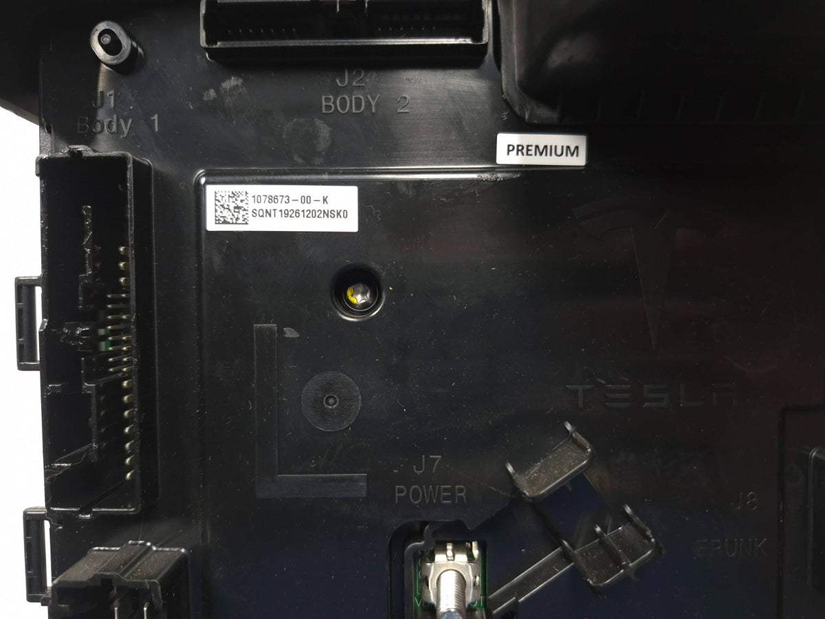 2020 Tesla Model 3 Front Low Voltage Control Body Module Left Driver Side OEM