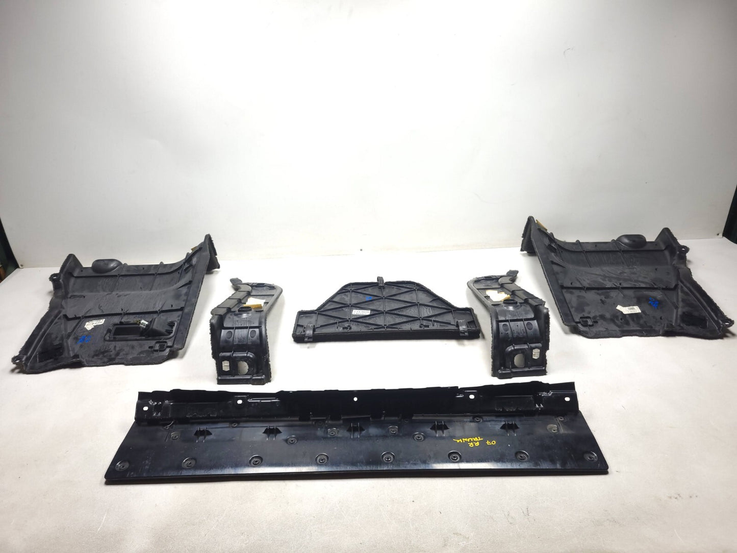 2007 Range Rover Rear Trunk Carpet Cargo Panel Trim 6 Pcs OEM
