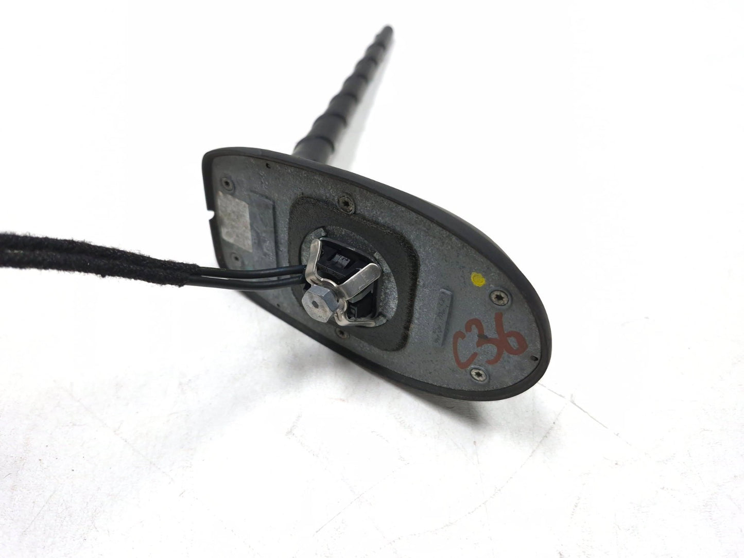 2014 Fiat 500l Roof Antenna OEM