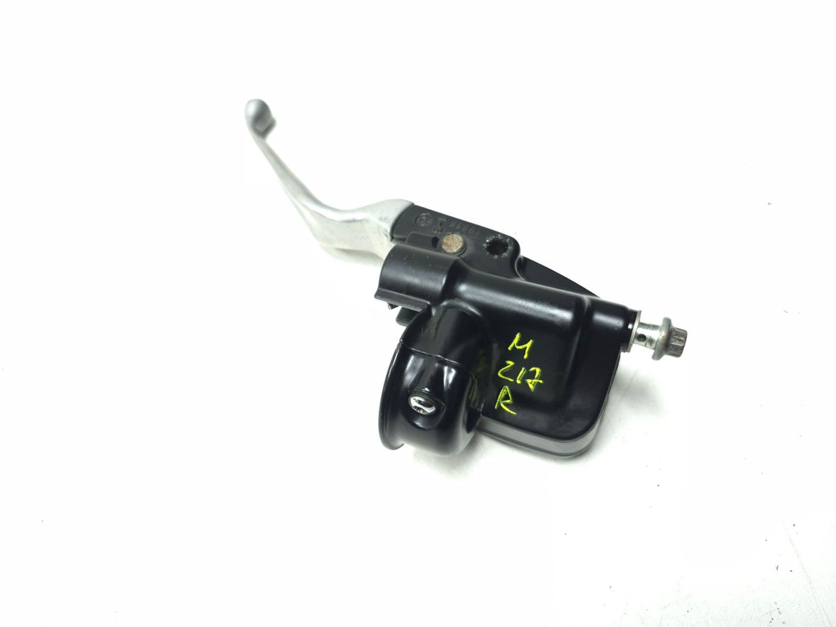 2002 Harley Davidson Touring Road King Front Brake Master Cylinder OEM
