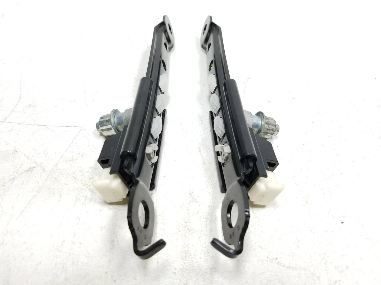 2007 - 2011 Toyota Camry Front Seat Belt Bracket Left & Right OEM