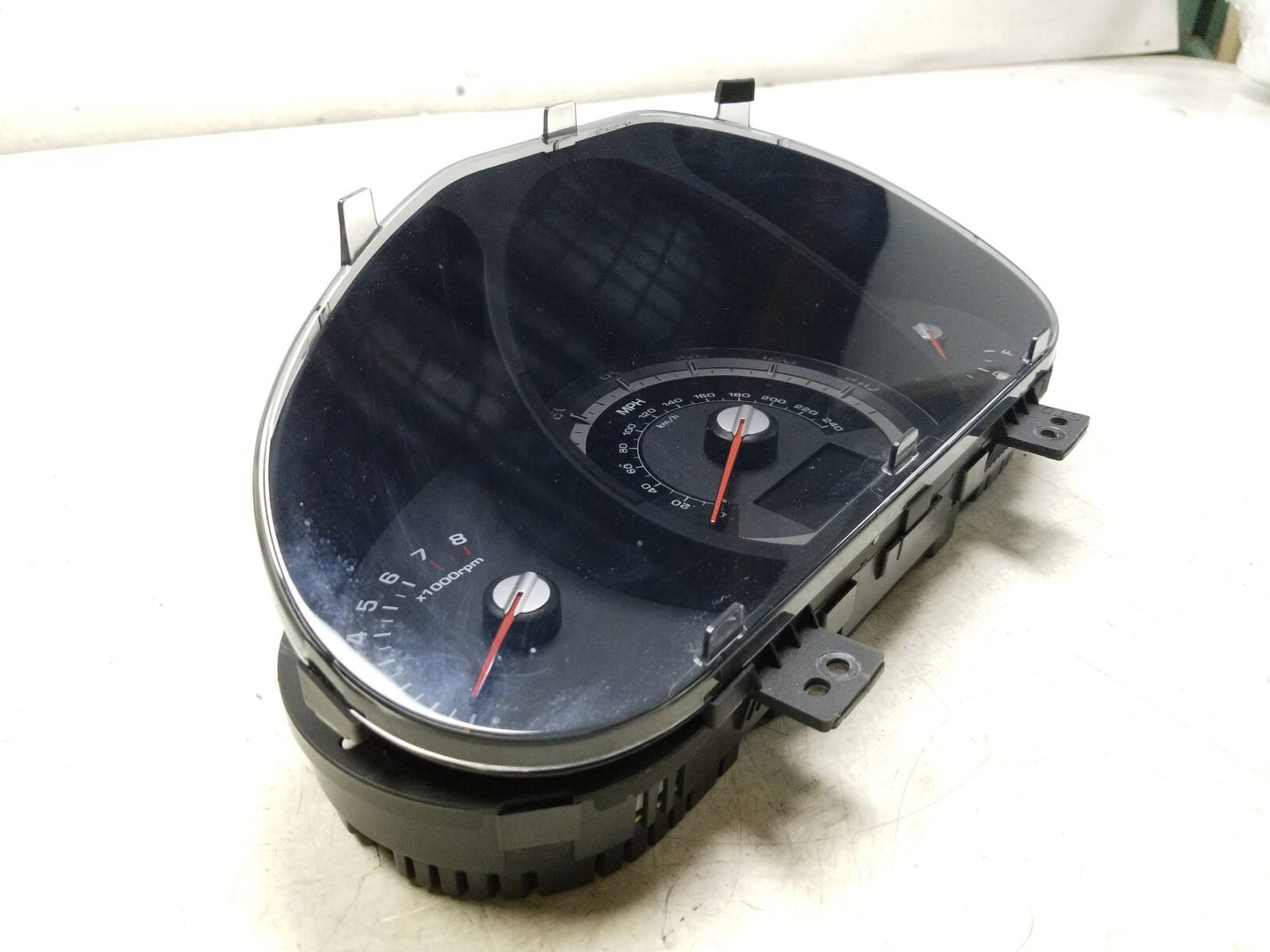 2010 - 2011 Kia Sportage At Instrument Cluster Speedometer OEM 305k