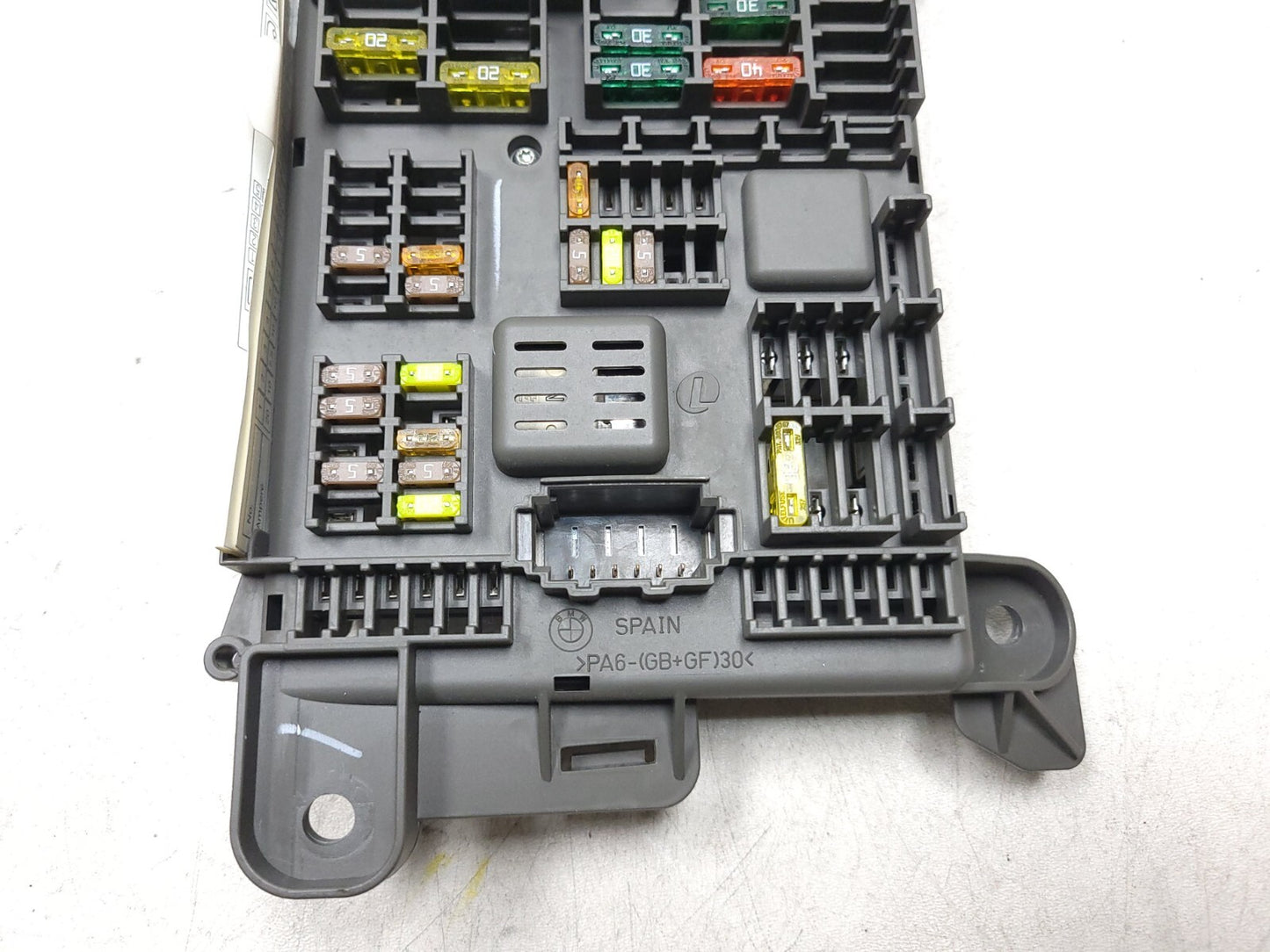 2007 - 2013 BMW X5 X6 E70 Power Distribution Fuse Relay Box  61146931687  OEM