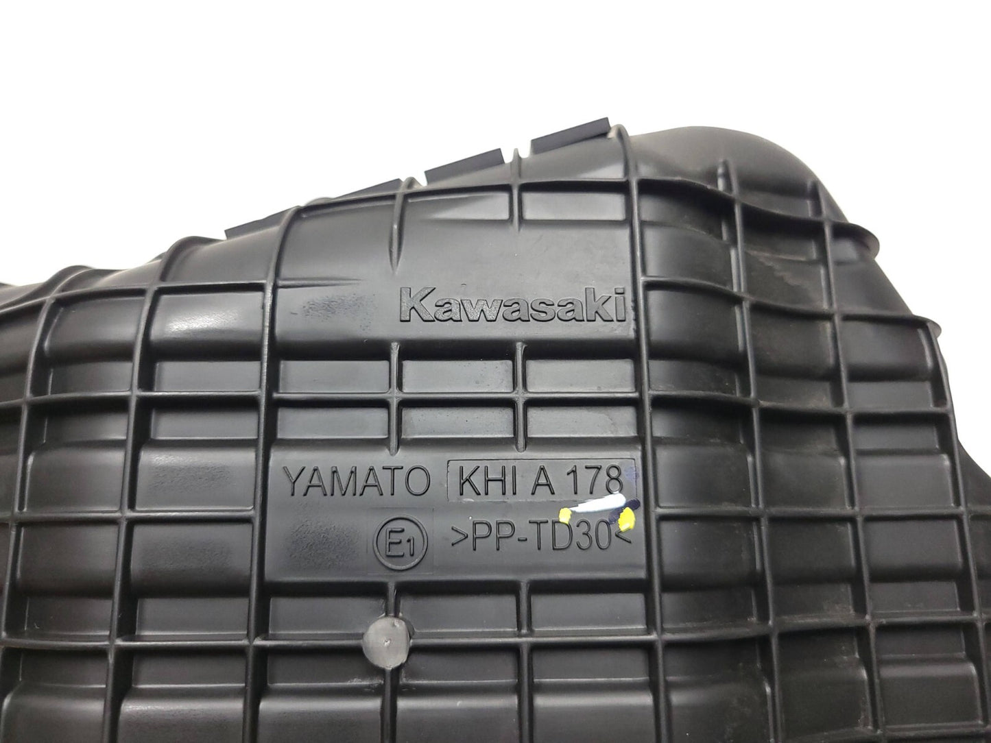 19 - 23 Kawasaki Z400 Er400 Air Filter Housing Box OEM