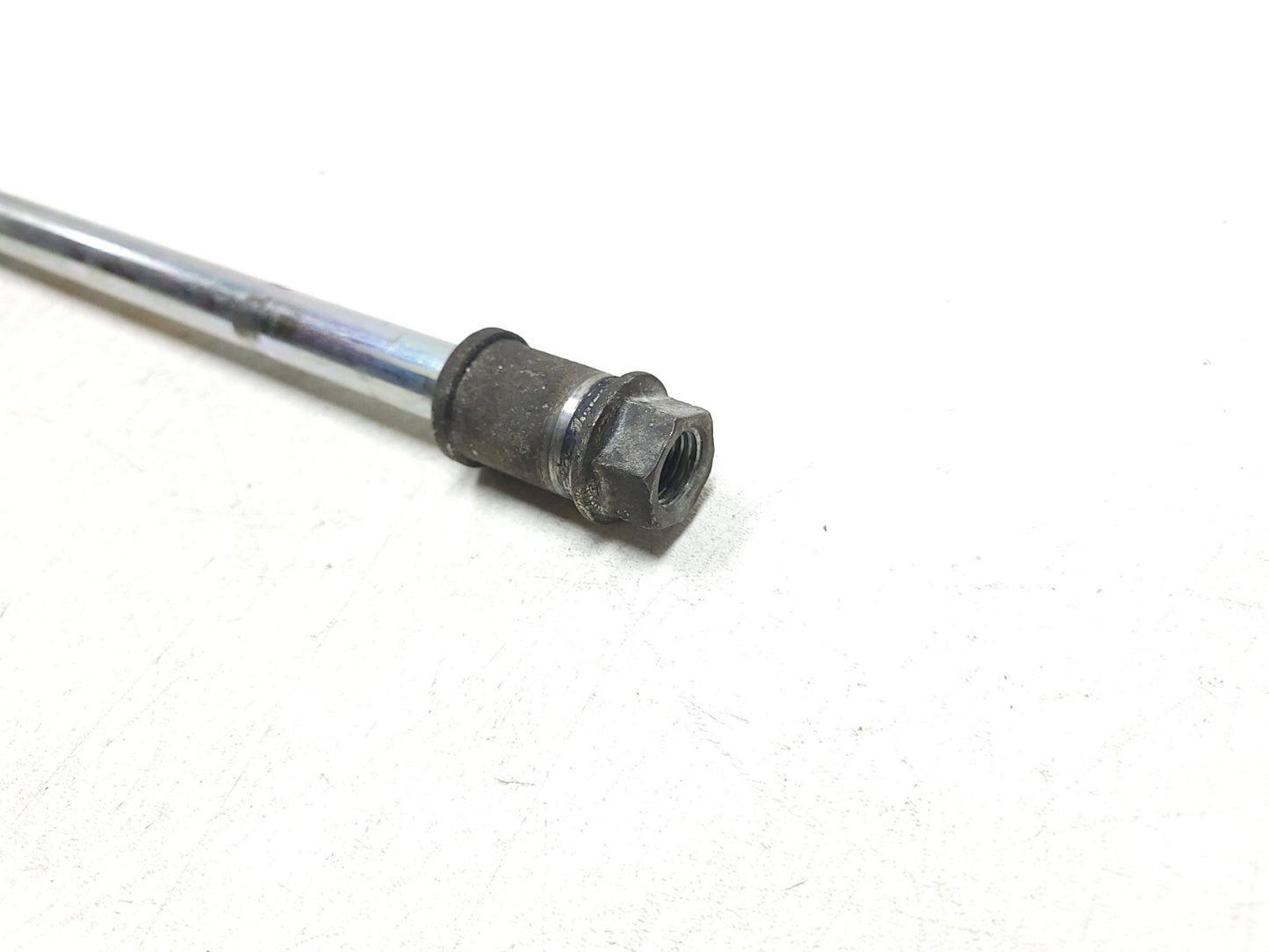 1996 - 2009 Kawasaki Vulcan 500 En500 Front Wheel Axle OEM