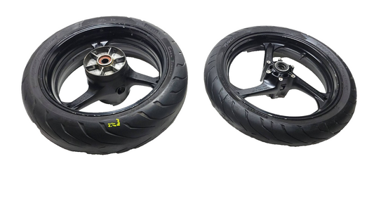 2004 - 2007 Honda Cbr1000rr Wheel Rim W/ Tire Front & Rear *straight* OEM