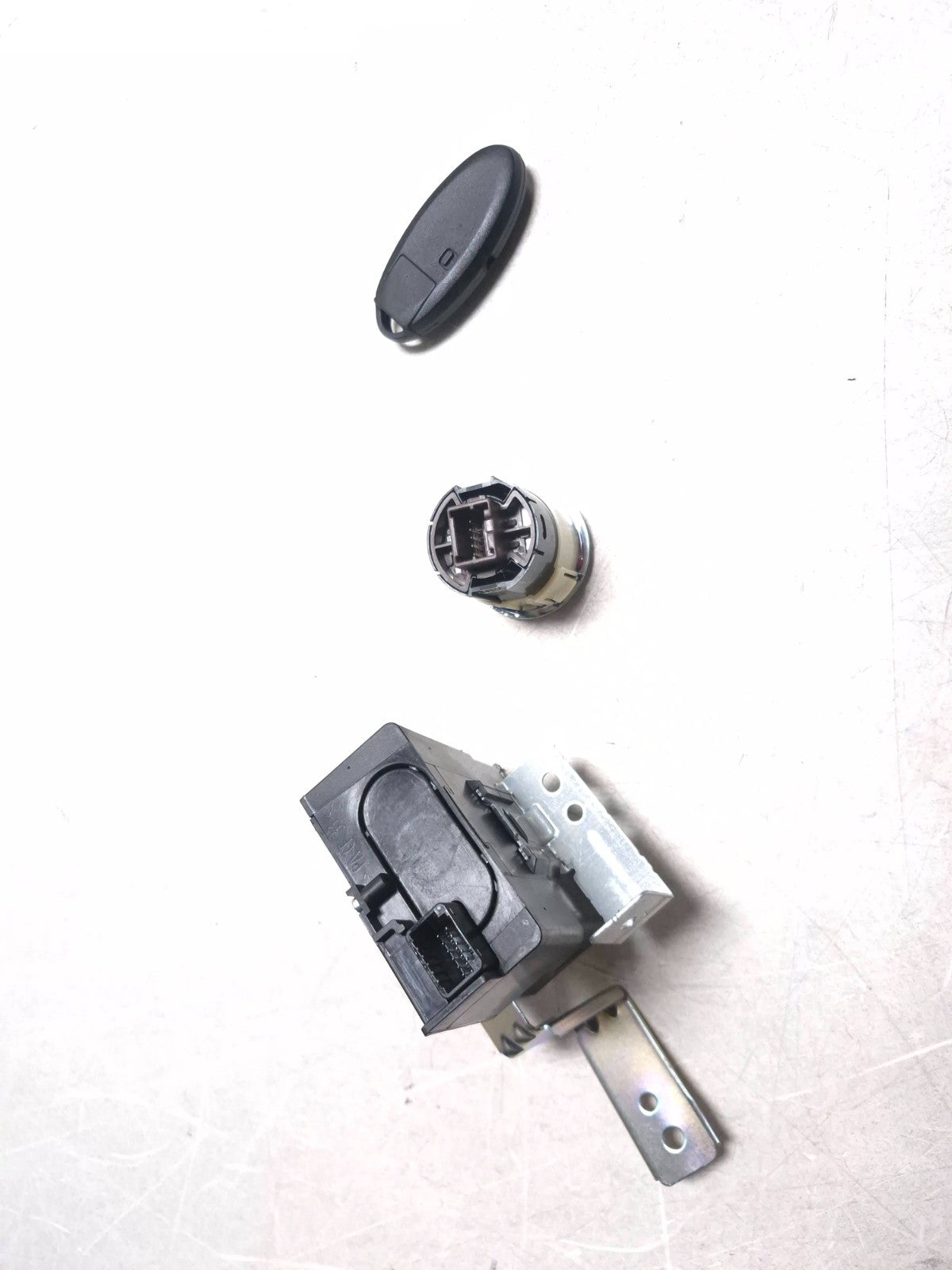 2010 Nissan Maxima Ignition Smart Key Control Module W/ Key & Start Button OEM