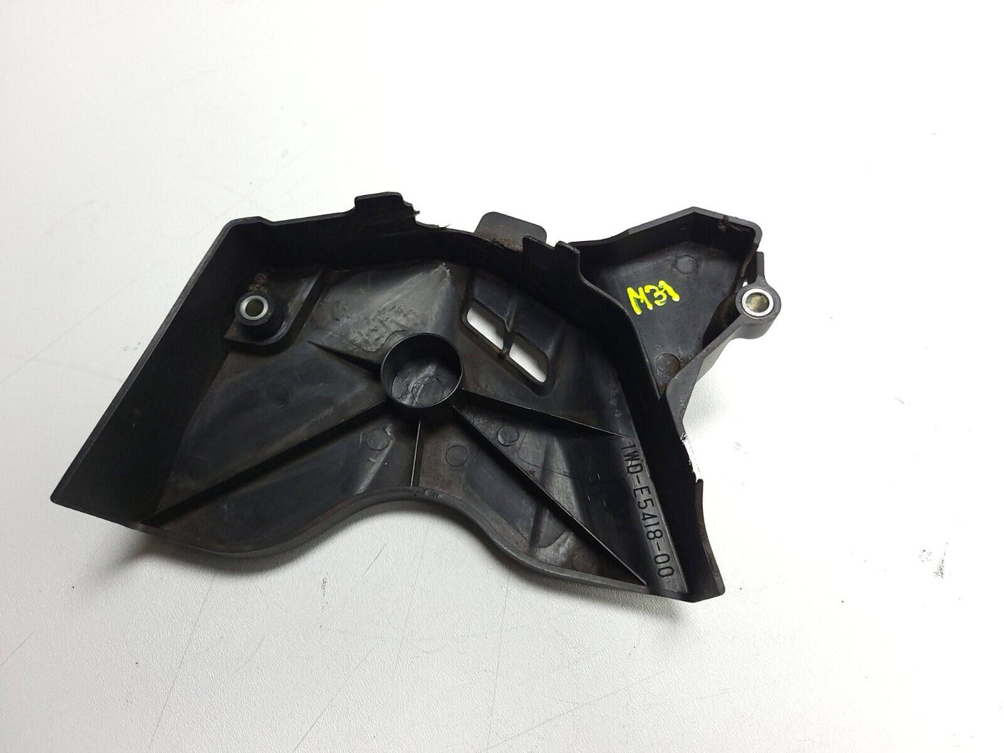 2015 - 2024 Yamaha Yzf-r3 Yzfr3 Front Sprocket Cover Gear Guard Shield  OEM