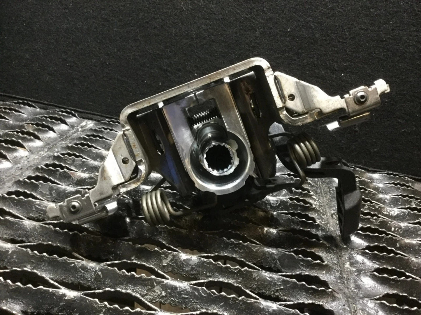 2017 Jeep Renegade Steering Column OEM