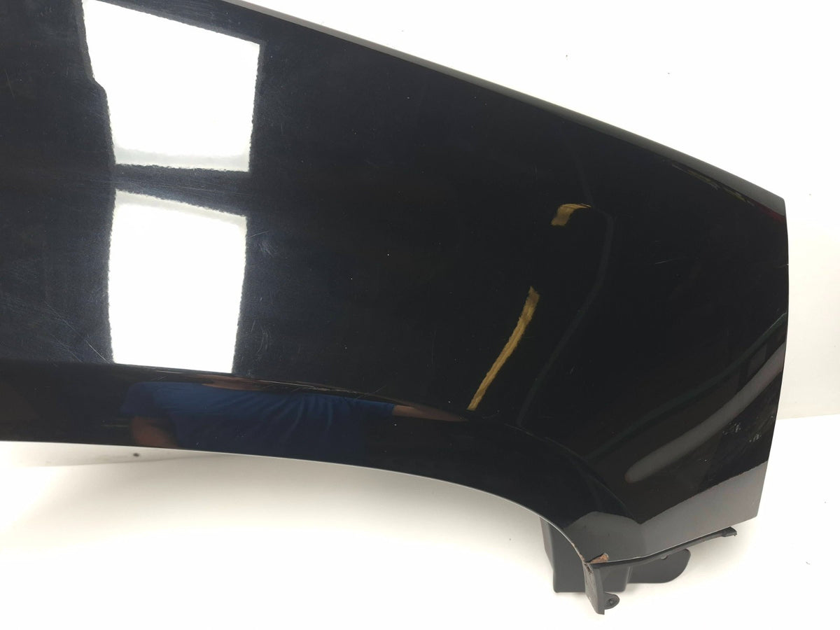 2013 Cadillac Escalade Front Fender Passenger Side Right OEM