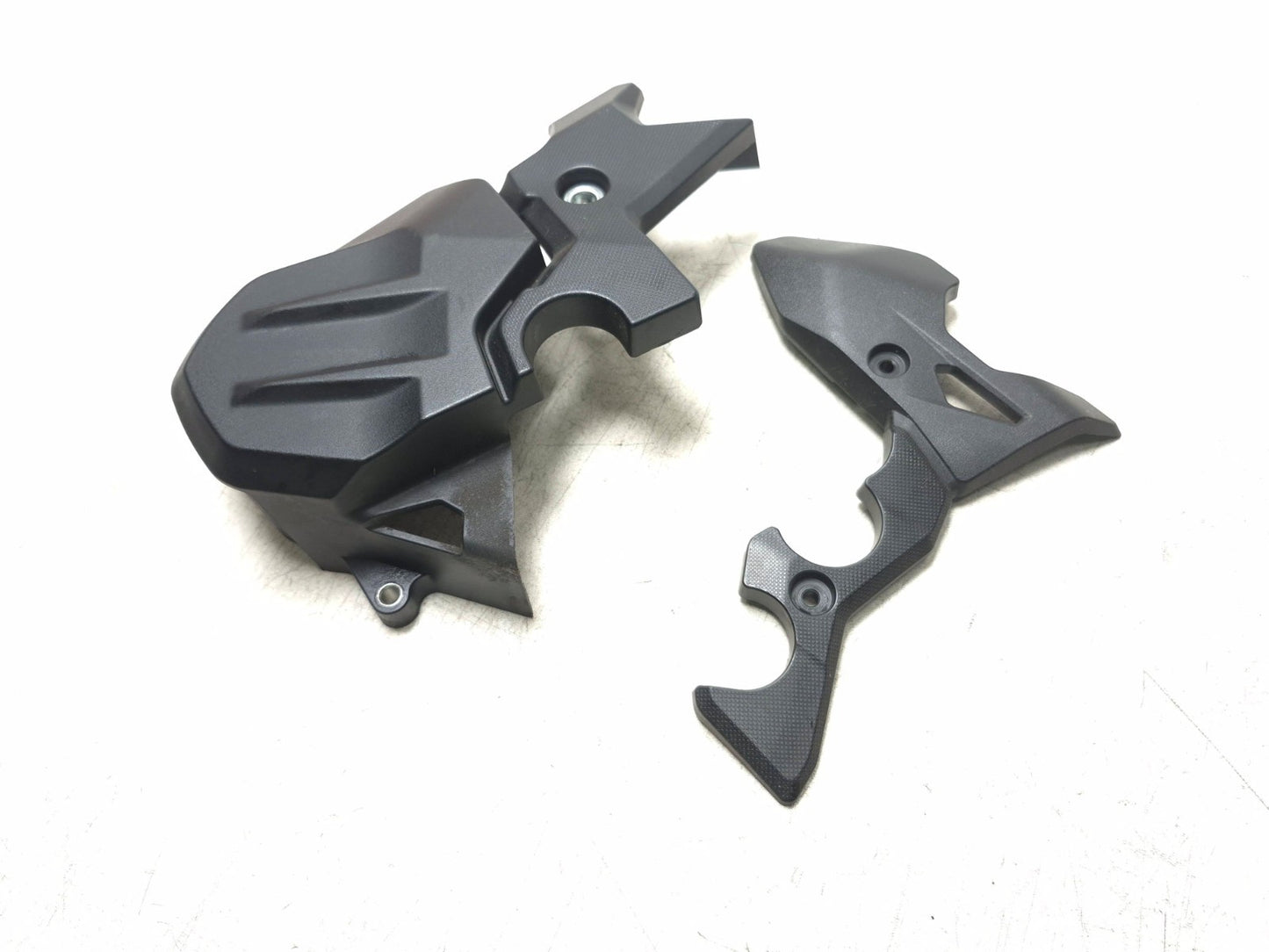 2019 Kawasaki Z400 Er400d Front Left Sprocket Cover & Right Frame Cover Pair OEM