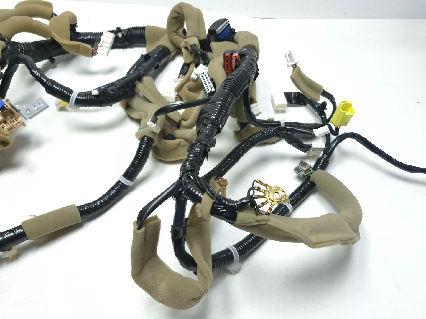 2011 Nissan Juke Dashboard Instrument Panel Wiring Harness OEM