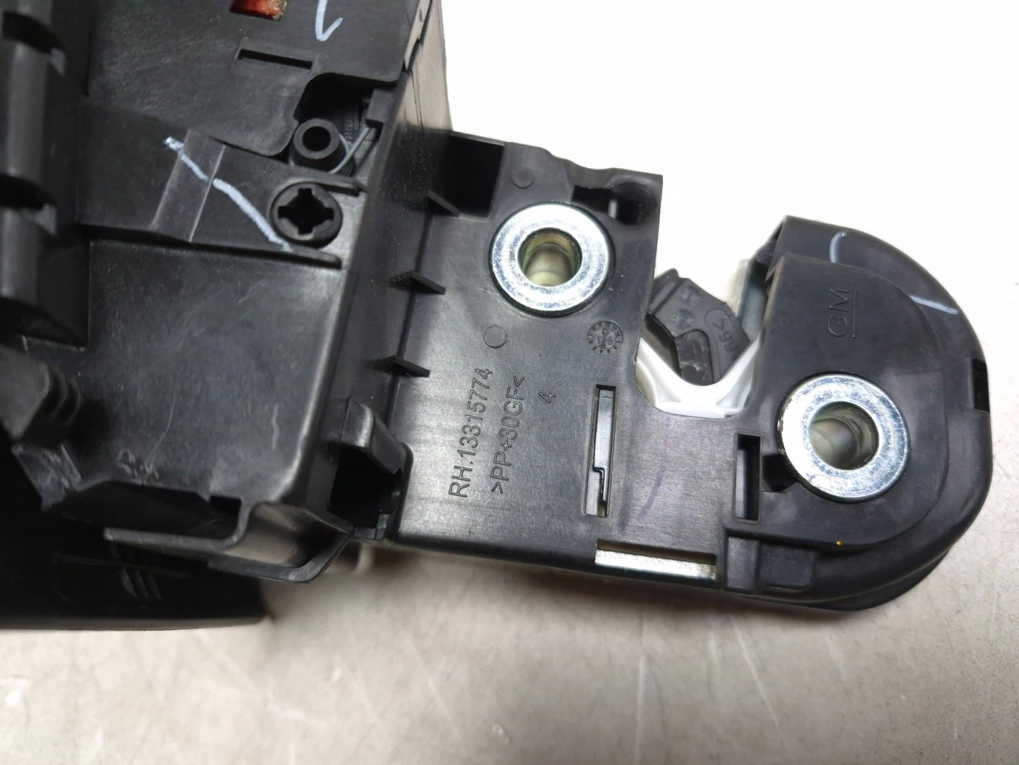 2017 Cadillac Ats Luxury Right & Left Rear Seat Lock Latch Pair OEM