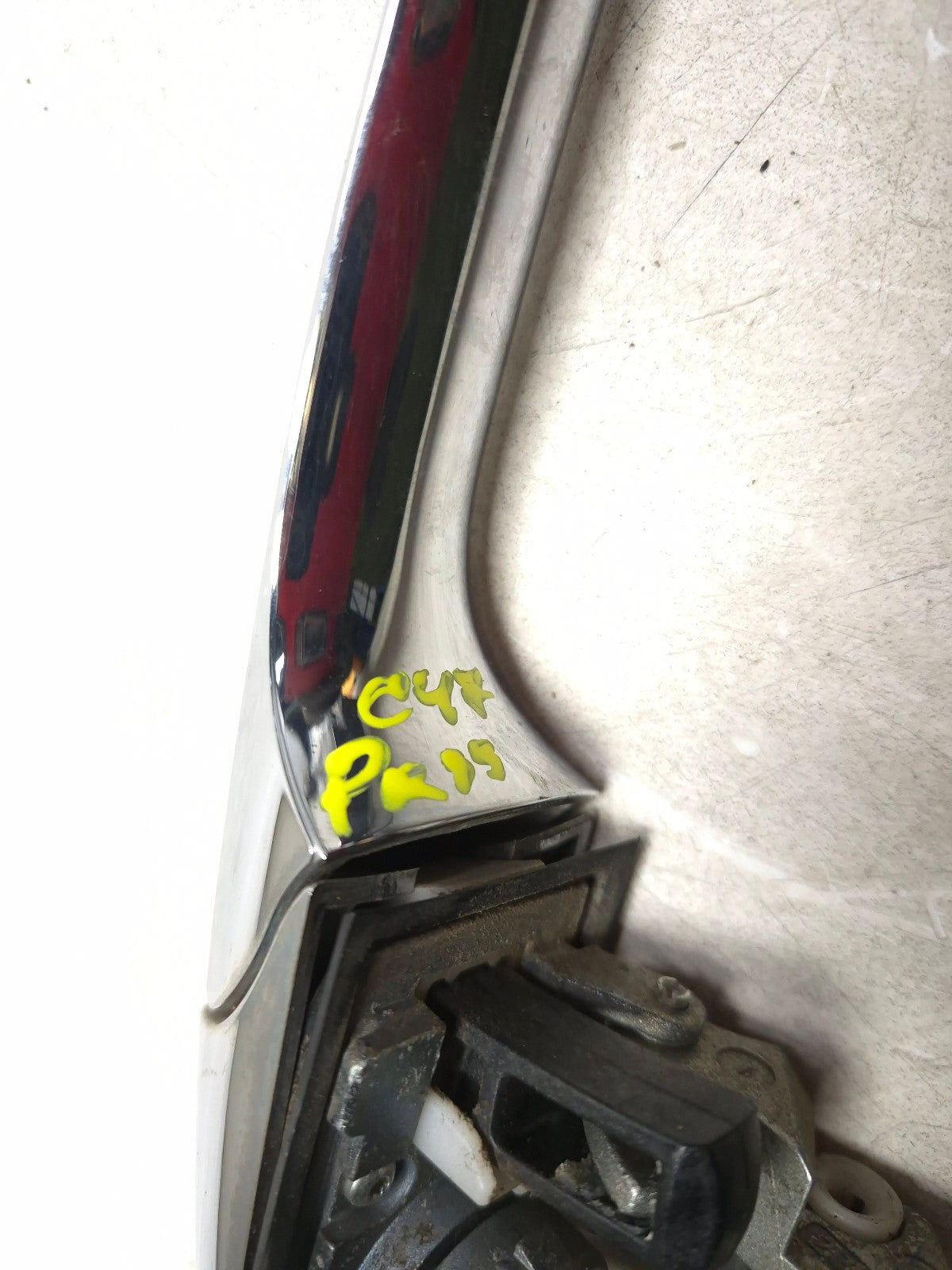 2013 Fiat 500 Turbo Front Right Exterior Door Handle OEM