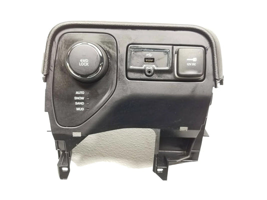 2015 Jeep Renegade 4wd Lock Aux Usb Socket Panel OEM