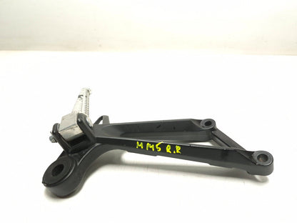 2017 Yamaha Yzf R3 Rear Footrest Pair OEM