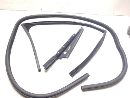 2017 Jaguar Xe Front Right Door Window Weatherstrip Seal OEM