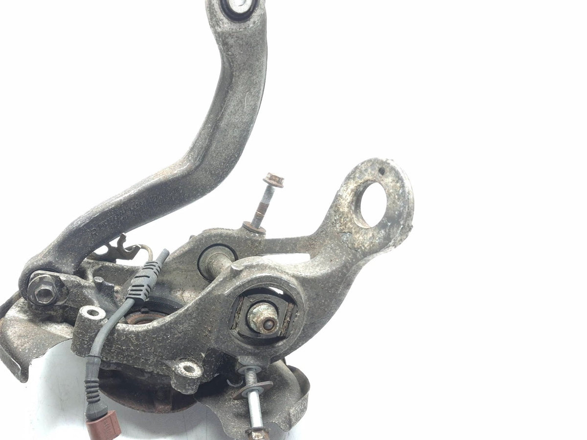 2009 Audi A5 Rear Spindle Knuckle W/ Hub & Arm Passenger Side OEM