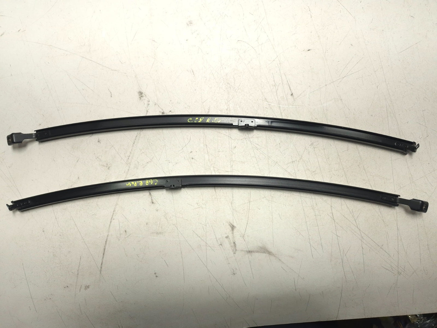 2007 Toyota Corolla Rear Door Window Glass Guide Channel Left & Right Pair OEM