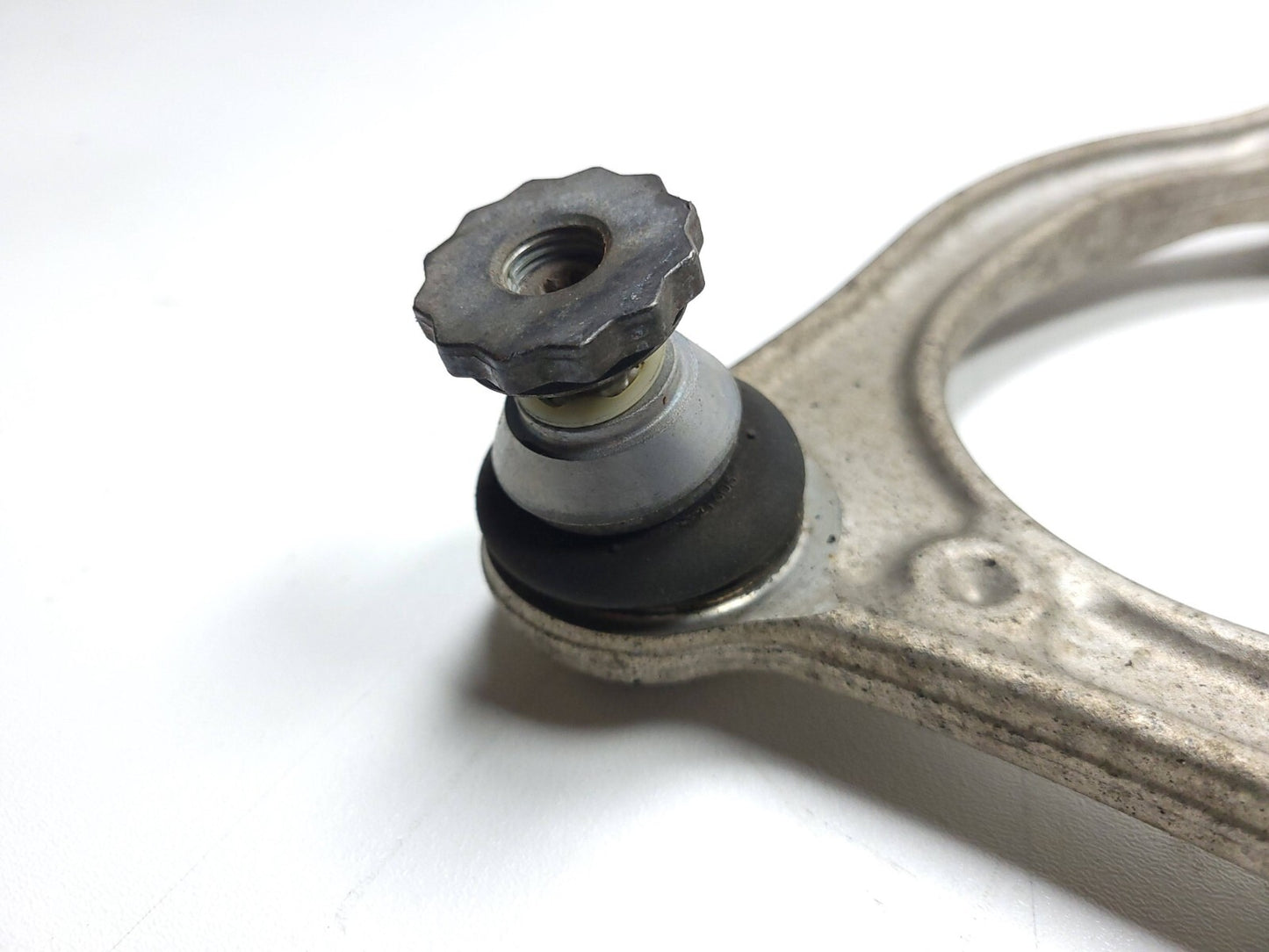 2015 - 2020 Mercedes C300 AWD Control Arm Front Driver Side Left OEM