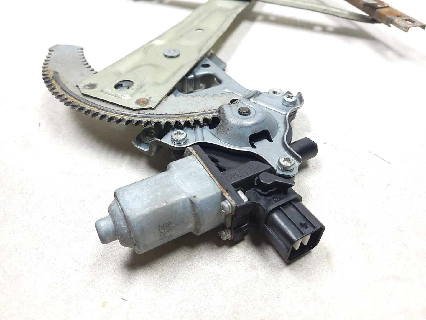 07-13 Mitsubishi Outlander Window Regulator & Motor Front Driver Side Left OEM