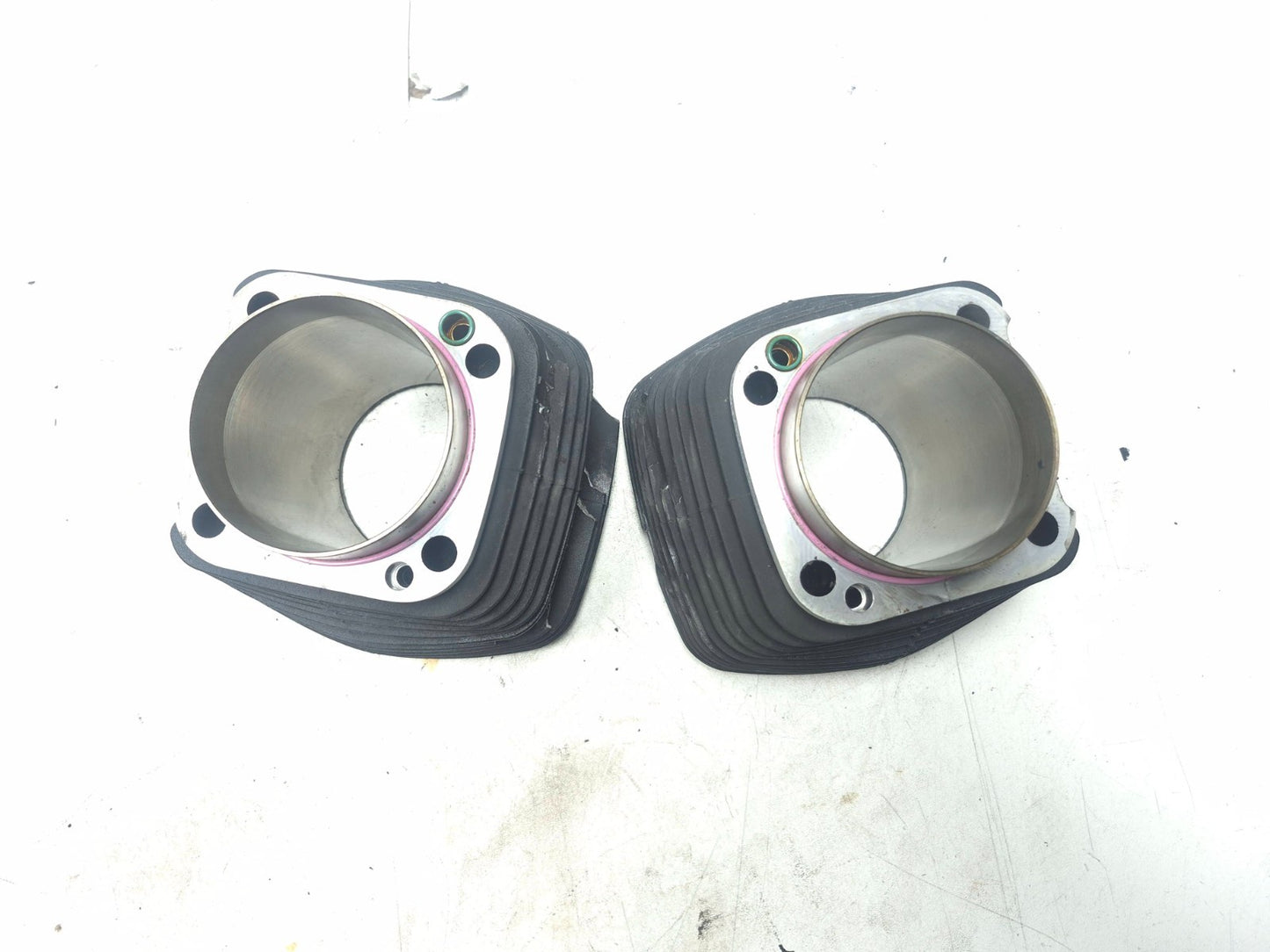 2016 Harley Davidson Dyna Street Bob Fxdb Cylinder Barrel Front & Rear 103 OEM