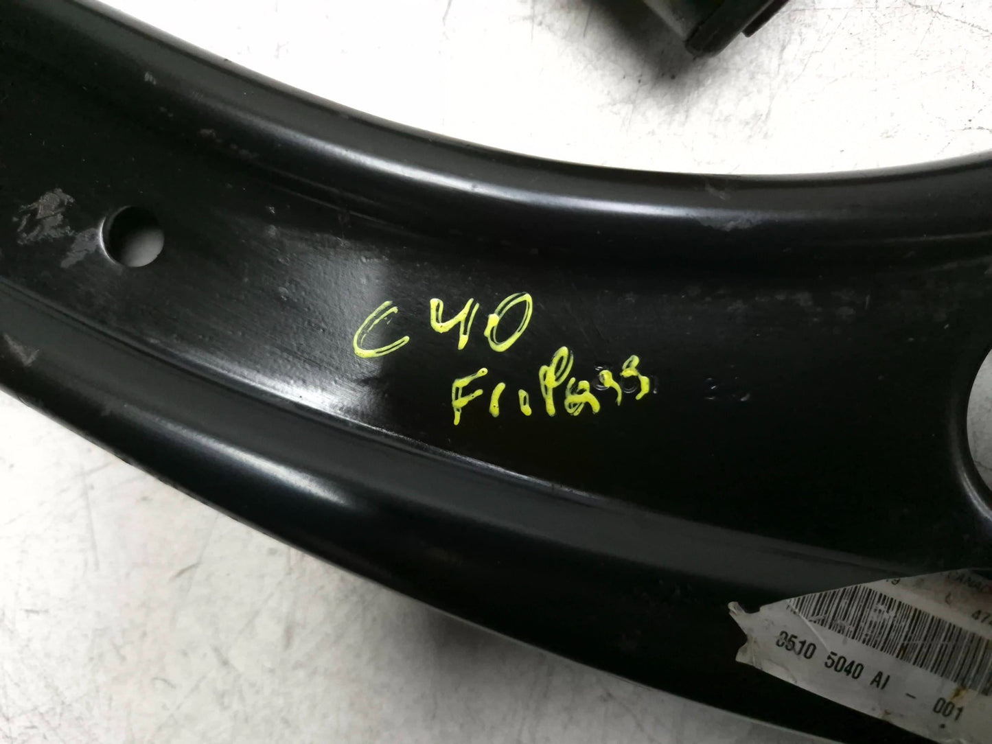 2010 Dodge Caliber Sxt Front Lower Control Arm Left & Right Pair OEM