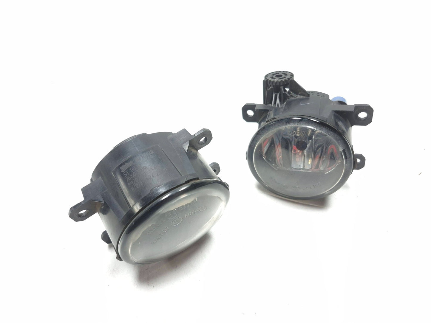 2012 Nissan Leaf Front Bumper Fog Light Lamp Pair OEM