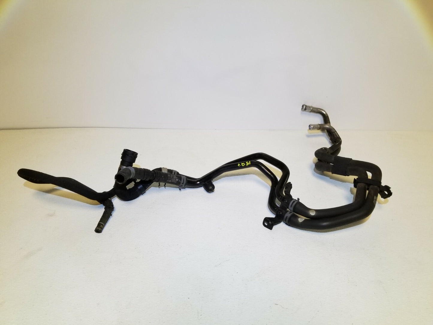 2015 Audi Q7 3.0l Coolant Hose Line Pipe OEM
