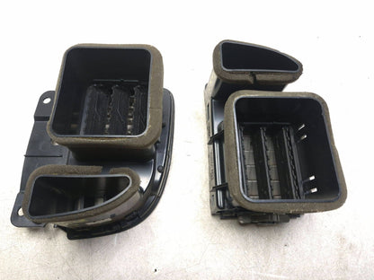 2008 Lincoln Navigator Dash Ac Heater Air Vent 2pcs  OEM