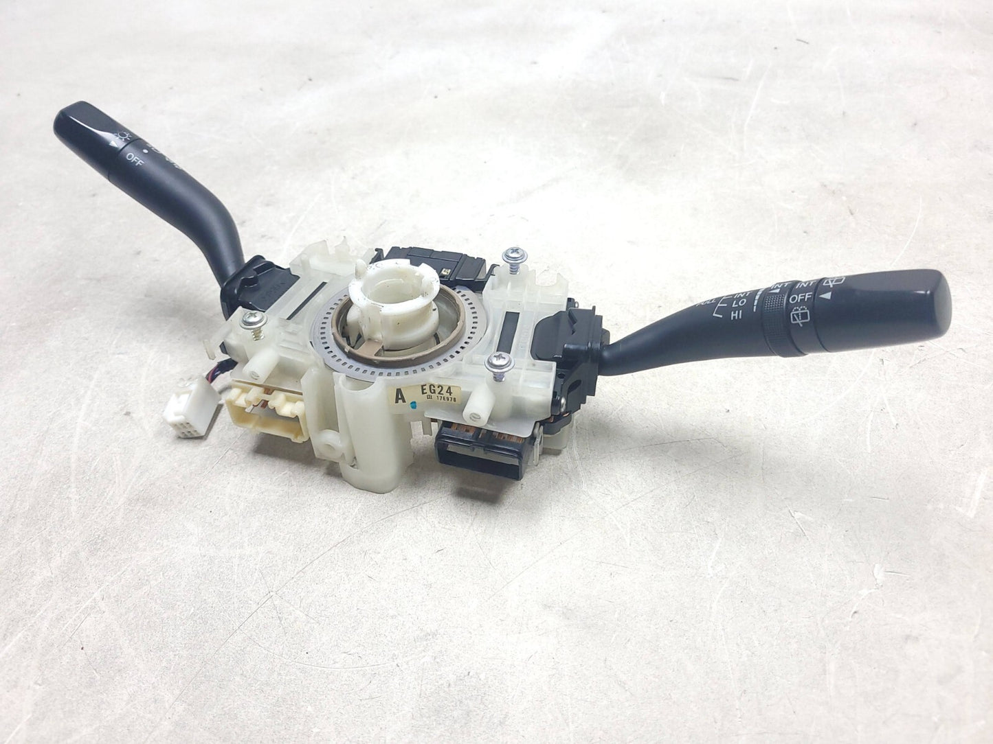 2009 Mazda Cx-7 Steering Column Switch Housing OEM