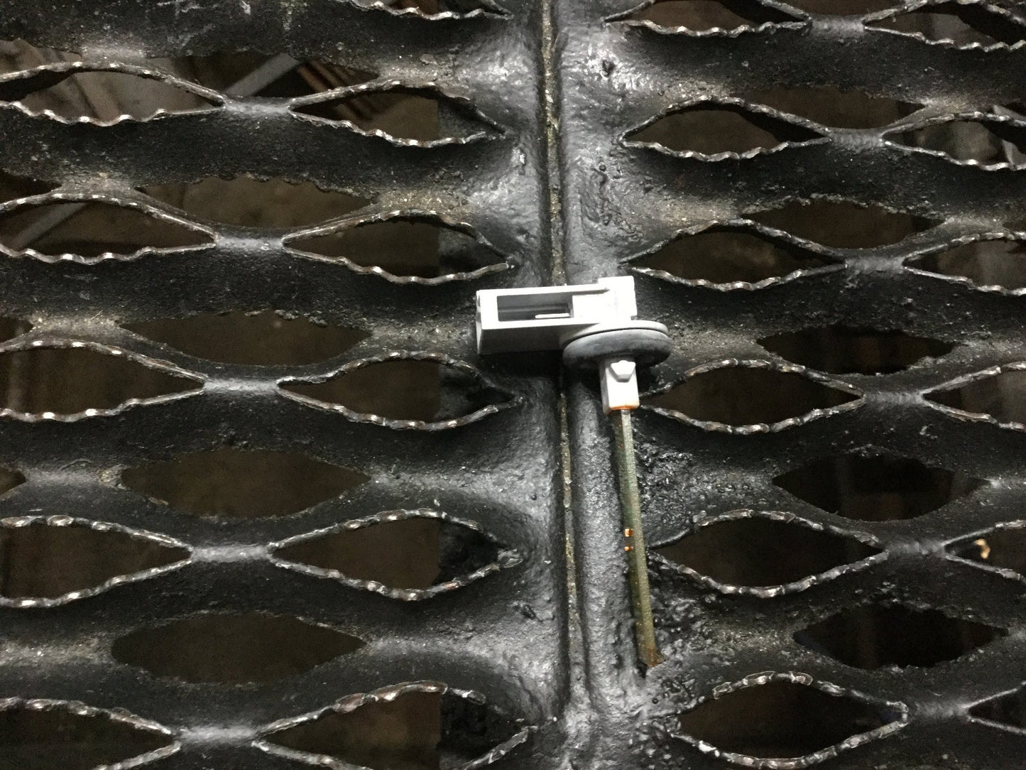 04 05 06 07 08 Audi A4 Air Climate Temperature Sensor OEM
