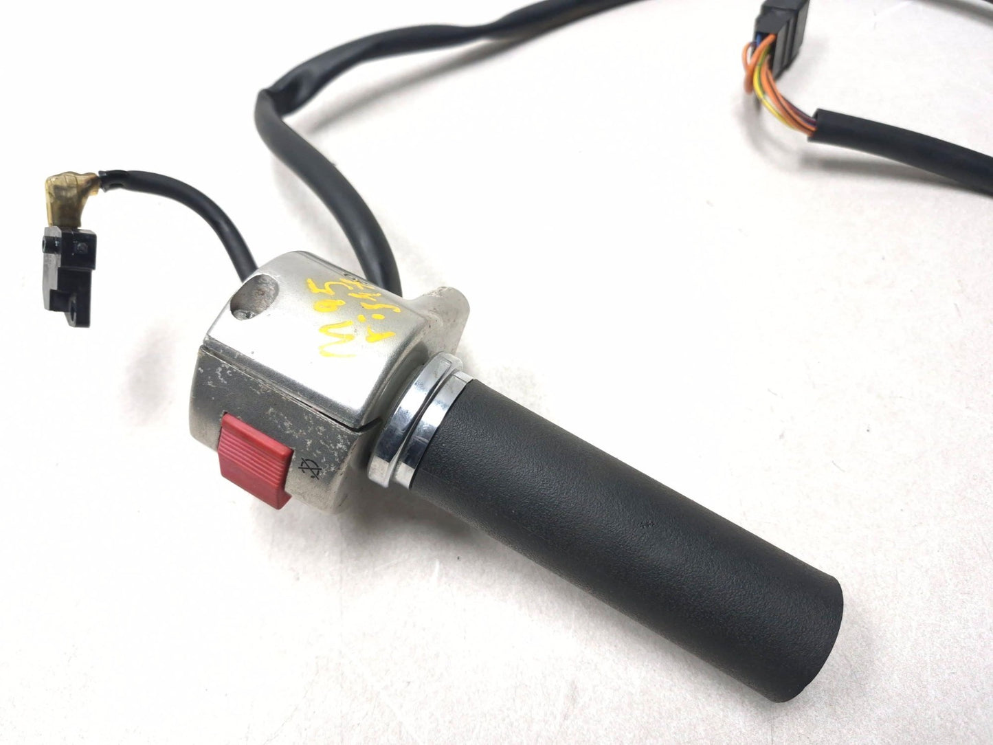 1999 Suzuki Intruder 1500 Right Switch & Throttle Control Cable Grip Assy OEM