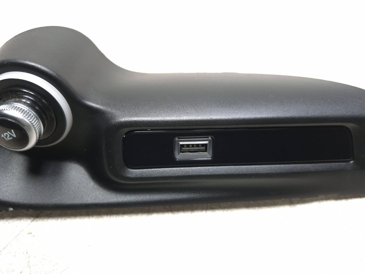 2021 Alfa Romeo Giulia Power Outlet Lighter & Usb Port Oem✅