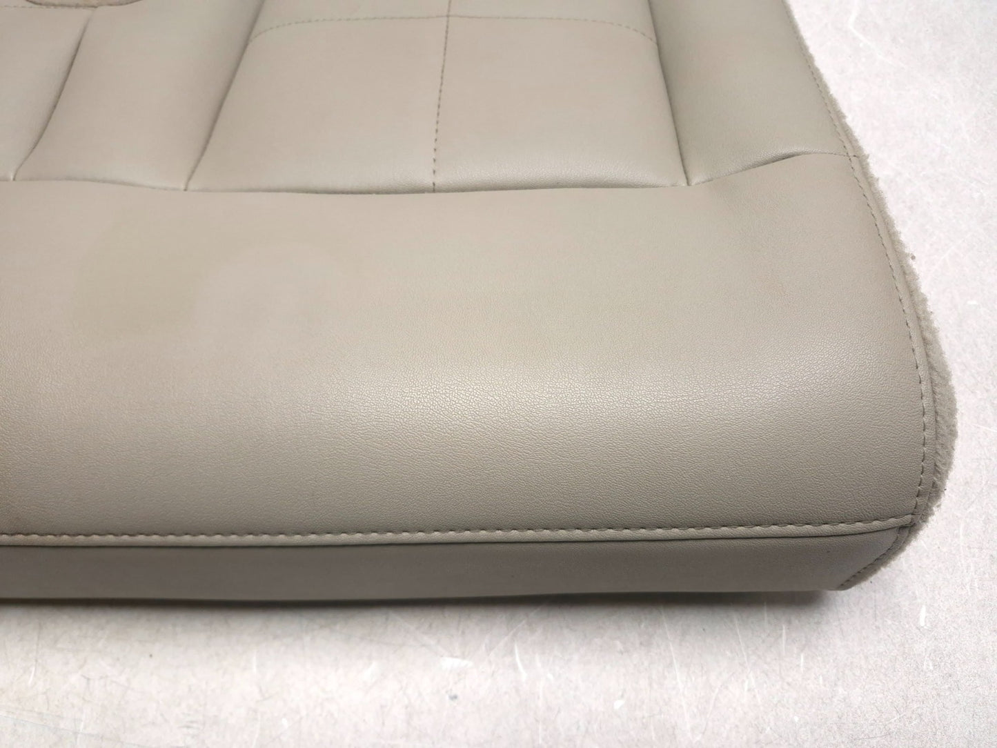 2008 Lincoln Navigator Rear 3rd Row Seat Cushion Bottom Left & Right OEM