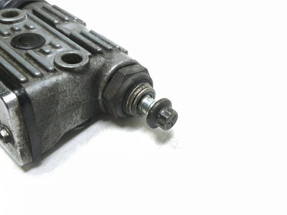 1998 Harley Sportster Xl1200 Xl883 Rear Brake Master Cylinder 42456-87b OEM