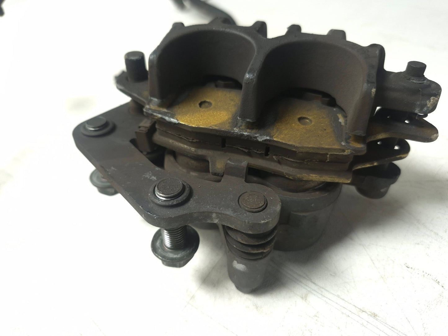 1999 Suzuki Katana 750 Gsx750f Front Brake Caliper Left & Right Pair OEM