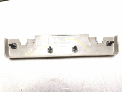 2008 Lincoln Navigator Rear 2nd Row Seat Hinge Cover Trim Passenger Side Rh OEM