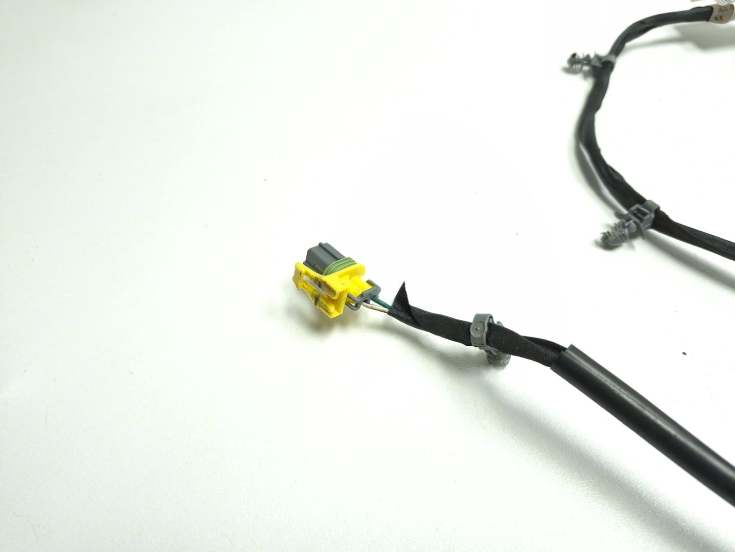 2013 Cadillac Escalade Esv Front Door Wire Harness Right Passenger Side OEM