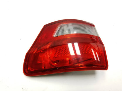 2011 - 2013 Jeep Grand Cherokee Tail Light Left & Right OEM