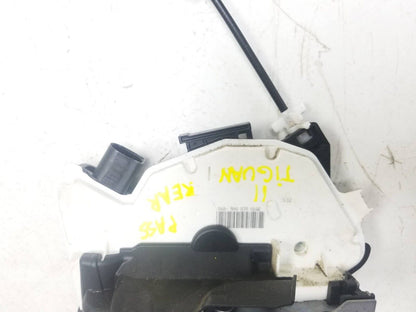 09 - 12 Volkswagen Tiguan Door Lock Latch Actuator Rear Passenger Side Right OEM