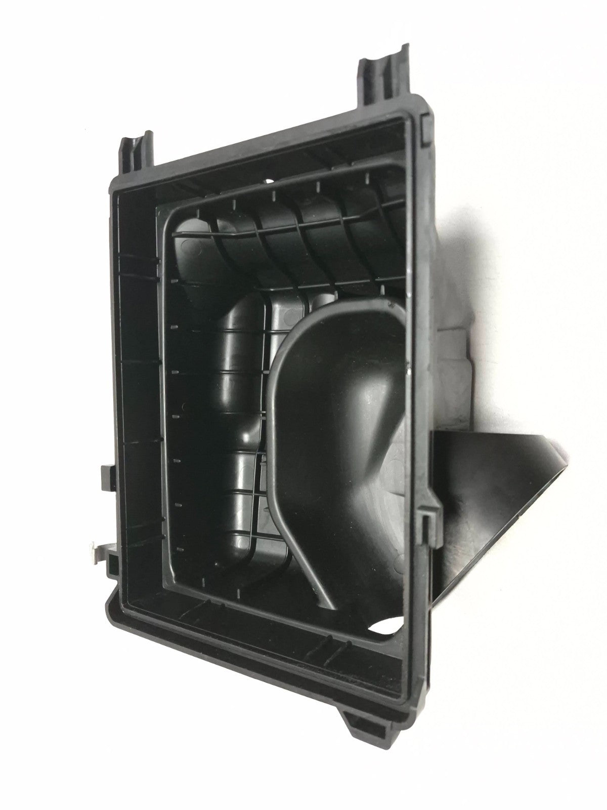 2011 Nissan Juke Air Filter Housing Box OEM