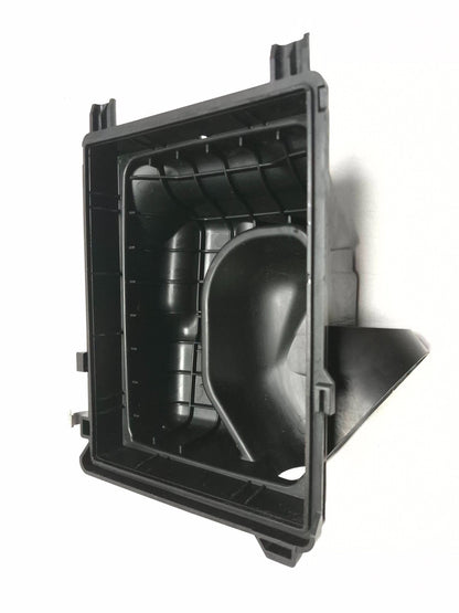 2011 Nissan Juke Air Filter Housing Box OEM