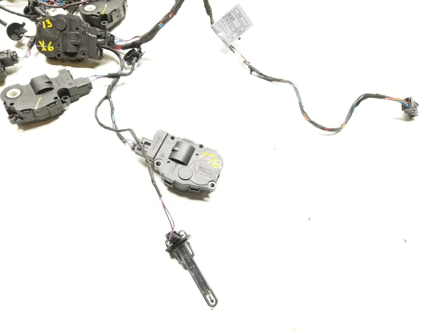 2013 BMW X6 AC Heater Flap Actuator Motors W/ Wire Harness OEM