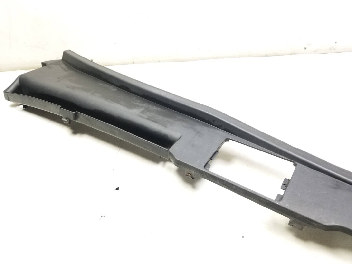 2009 - 2017 Audi Q5 Cowl Vent Panel Windshield Window Front OEM