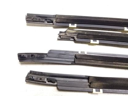 2014 - 2019 Kia Soul Door Glass Belt Seal Molding Set OEM