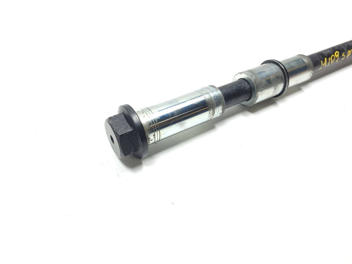 2016 Harley-davidson Street Xg750 Rear & Front Wheel Axle & Swingarm Bolt OEM