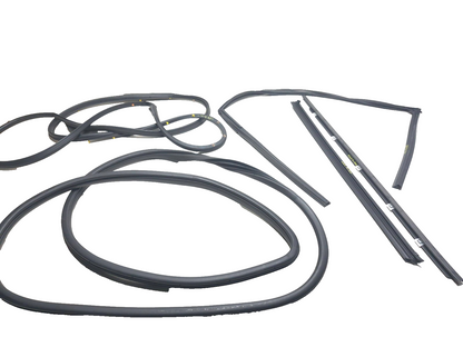 2019 Hyundai Kona Front Door Weatherstrip Seal Passenger Side Right 5pcs OEM
