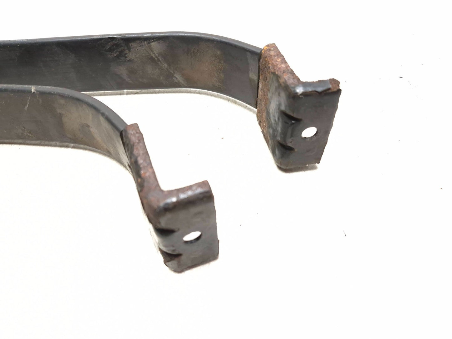 2007 Saab 9-5 Aero Fuel Tank Retaining Strap 2pcs OEM